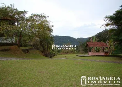Fazenda/Sítio com 4 Quartos à venda, 377m² no Barreira, Guapimirim