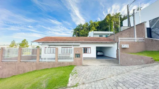 Casa com 3 Quartos à venda, 150m² no Itoupavazinha, Blumenau