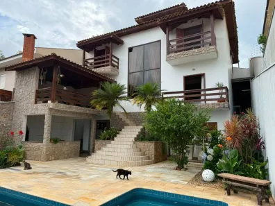 Casa com 5 Quartos para alugar, 353m² no Jardim das Samambaias, Jundiaí