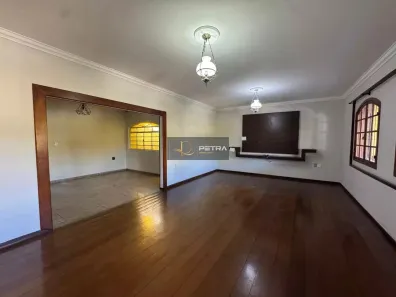 Casa com 4 Quartos à venda, 360m² no Central Parque, Contagem