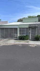 Casa com 2 Quartos à venda, 116m² no Vila Arquelau, Uberaba