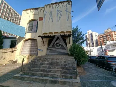 Imóvel Comercial com 1 Quarto para alugar, 235m² no Cambuí, Campinas