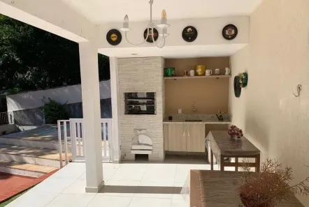 Casa com 4 Quartos à venda, 370m² no Mosela, Petrópolis