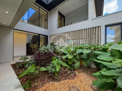 Casa de Condomínio com 4 Quartos à venda, 330m² no Jardim Sul, Uberlândia