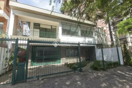 Casa com 3 Quartos para alugar, 227m² no São João, Porto Alegre