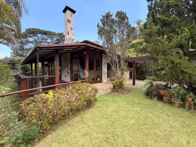 Casa de Condomínio com 3 Quartos à venda, 288m² no Albuquerque, Teresópolis