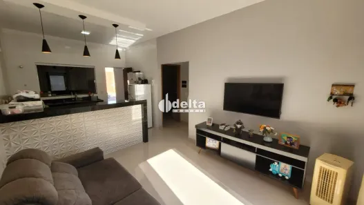 Casa com 2 Quartos à venda, 60m² no Jardim Holanda, Uberlândia