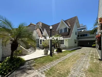 Casa com 5 Quartos à venda, 320m² no Praia do Pecado, Macaé