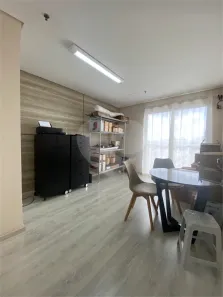 Sala Comercial à venda, 45m² no Vila Hamburguesa, São Paulo