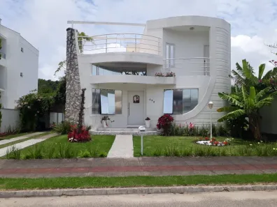 Casa de Condomínio com 3 Quartos à venda, 200m² no Cachoeira do Bom Jesus, Florianópolis