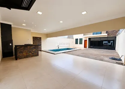 Casa com 4 Quartos à venda, 250m² no Parque das Laranjeiras, Uberaba