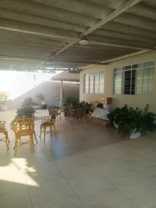 Casa com 3 Quartos à venda, 450m² no Jardim Santo Antônio, Goiânia