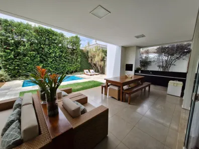 Casa de Condomínio com 3 Quartos à venda, 290m² no Jardim Sul, Uberlândia