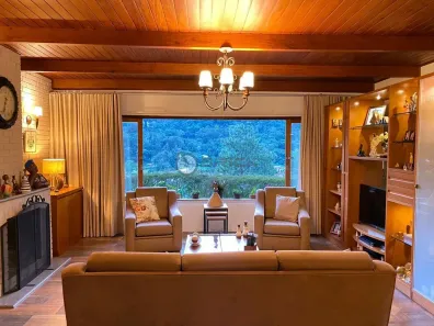 Casa com 5 Quartos à venda, 142m² no Parque do Imbui, Teresópolis