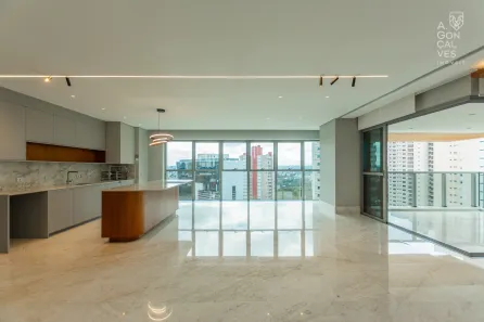 Apartamento com 3 Quartos à venda, 431m² no Campo Comprido, Curitiba