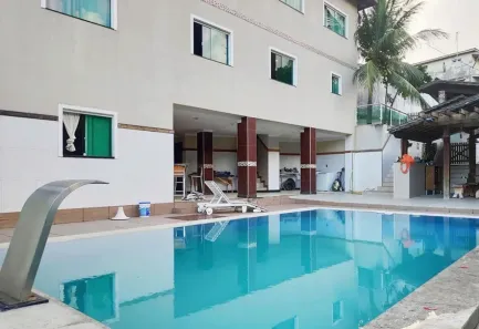 Casa com 4 Quartos à venda, 700m² no Pituaçu, Salvador