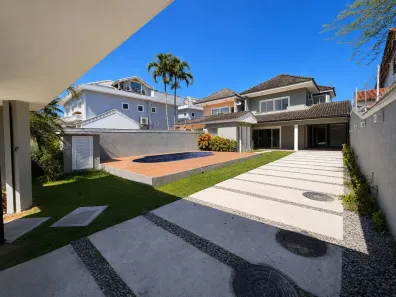 Casa de Condomínio com 4 Quartos para alugar, 400m² no Barra da Tijuca, Rio de Janeiro