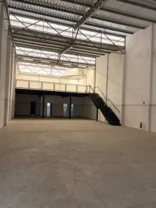 Galpão/Depósito/Armazém para alugar, 364m² no Vila Nogueira, Diadema