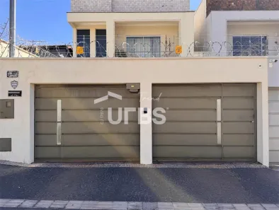 Sobrado com 3 Quartos à venda, 219m² no Jardim Atlântico, Goiânia