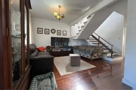 Casa com 4 Quartos para alugar, 220m² no Petrópolis, Porto Alegre