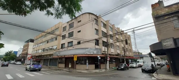 Apartamento com 3 Quartos à venda, 86m² no Aterrado, Volta Redonda