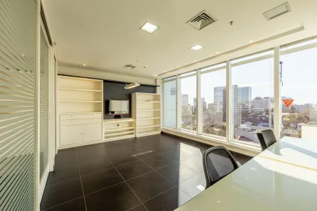 Sala Comercial para alugar, 37m² no Três Figueiras, Porto Alegre