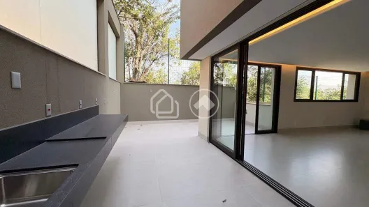 Casa de Condomínio com 3 Quartos à venda, 246m² no Buritis, Belo Horizonte