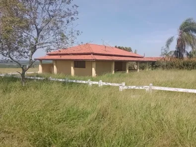Fazenda/Sítio com 2 Quartos à venda, 150m² no Área Rural de Botucatu, Botucatu