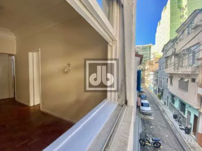 Apartamento com 2 Quartos para alugar, 60m² no Copacabana, Rio de Janeiro