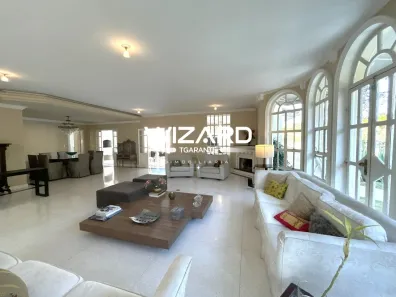Casa com 5 Quartos para alugar, 700m² no Jardim Everest, São Paulo