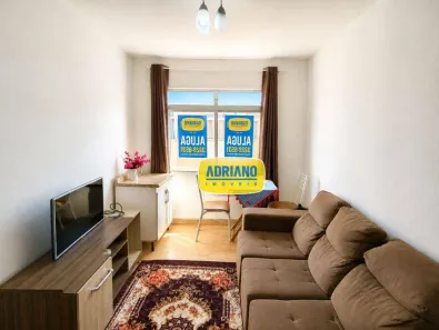 Apartamento com 3 Quartos para alugar, 42m² no Barreiros, São José