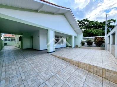 Casa com 3 Quartos para venda ou aluguel, 197m² no Jardim Beira Mar, Peruíbe