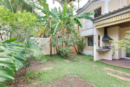 Casa de Condomínio com 4 Quartos à venda, 360m² no Santo Amaro, São Paulo
