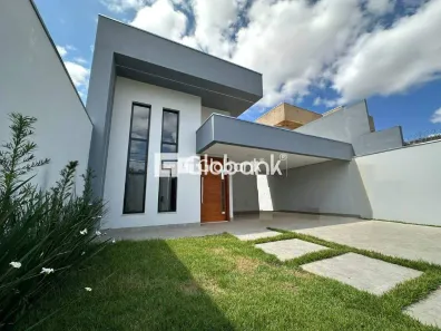 Casa com 3 Quartos à venda, 155m² no Ibituruna, Montes Claros