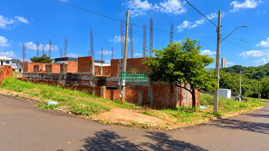 Lote/Terreno à venda, 324m² no Jardim Ipanema, Maringá