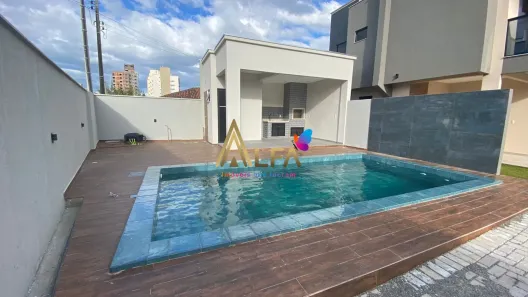 Sobrado com 2 Quartos à venda, 96m² no Gravatá, Navegantes