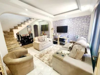 Sobrado com 5 Quartos à venda, 228m² no Jardim Itapoan, Santo André