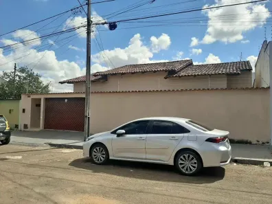 Casa com 3 Quartos à venda, 180m² no Alvorada, Anápolis