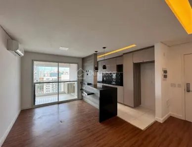 Apartamento com 2 Quartos para alugar, 45m² no Cambuí, Campinas