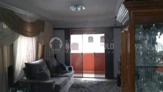Sobrado com 3 Quartos à venda, 219m² no Taboão, Diadema