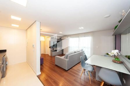 Apartamento com 2 Quartos à venda, 65m² no Centro, Curitiba