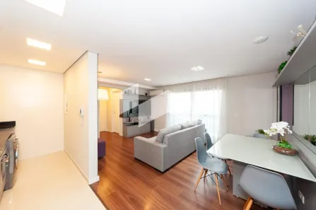 Apartamento com 2 Quartos à venda, 65m² no Centro, Curitiba