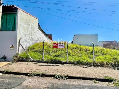 Lote/Terreno à venda, 250m² no Cidade Jardim, Uberlândia