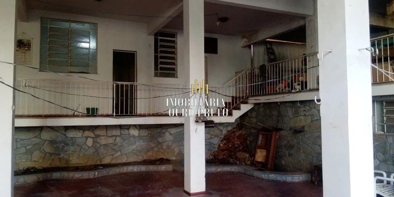 Casa com 8 quartos — Santa Efigênia, Belo Horizonte