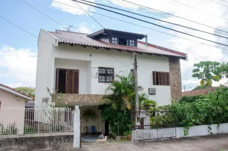 Sobrado com 5 Quartos à venda, 320m² no Nossa Senhora das Graças, Canoas