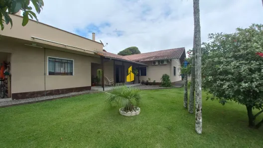 Casa com 3 Quartos à venda, 212m² no Dos Estados, Timbó