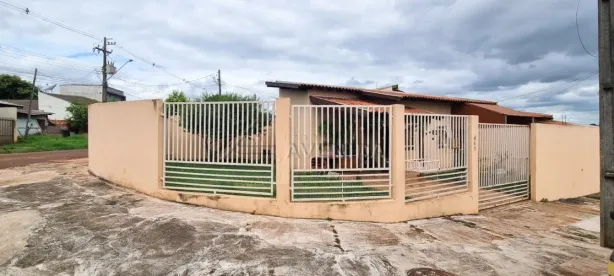 Casa com 3 Quartos à venda, 80m² no Jardim Paraty, Londrina