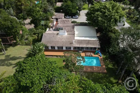 Casa com 4 Quartos para alugar, 550m² no Lagoa da Conceição, Florianópolis