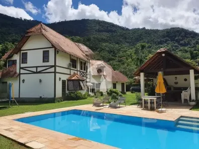 Casa com 5 Quartos à venda, 344m² no Pedro do Rio, Petrópolis