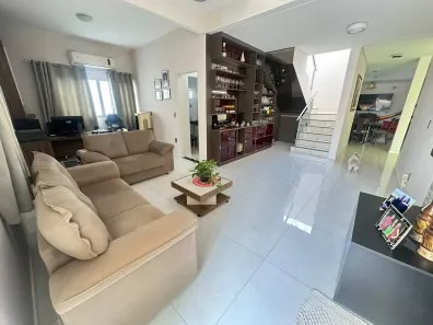 Casa de Condomínio com 3 Quartos à venda, 289m² no Morros, Teresina